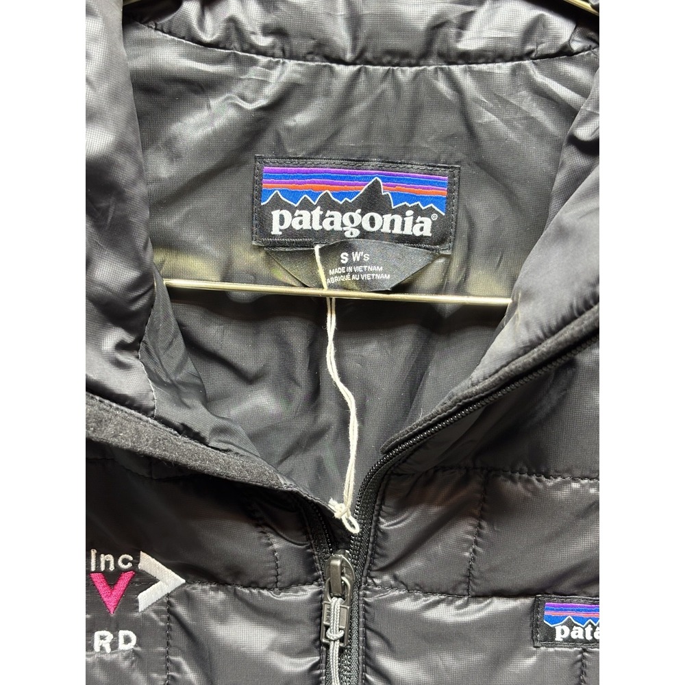 Patagonia Nano Puff Vest Womens Small Black Full Zip Mock Neck NWOT Hiking Camp - Picture 4 of 6